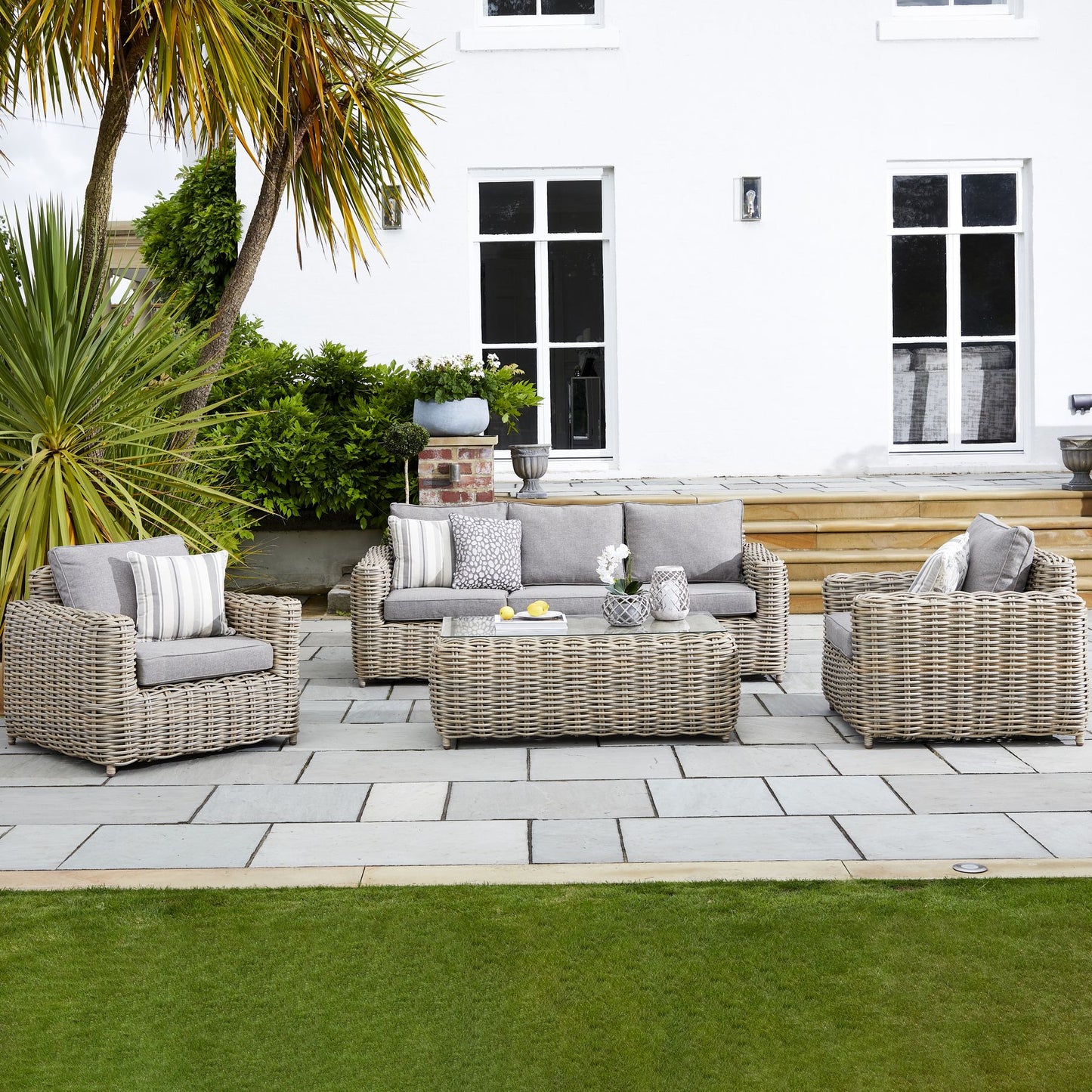 Amalfi Collection Outdoor Five Seater Garden Sofa Lounge Set